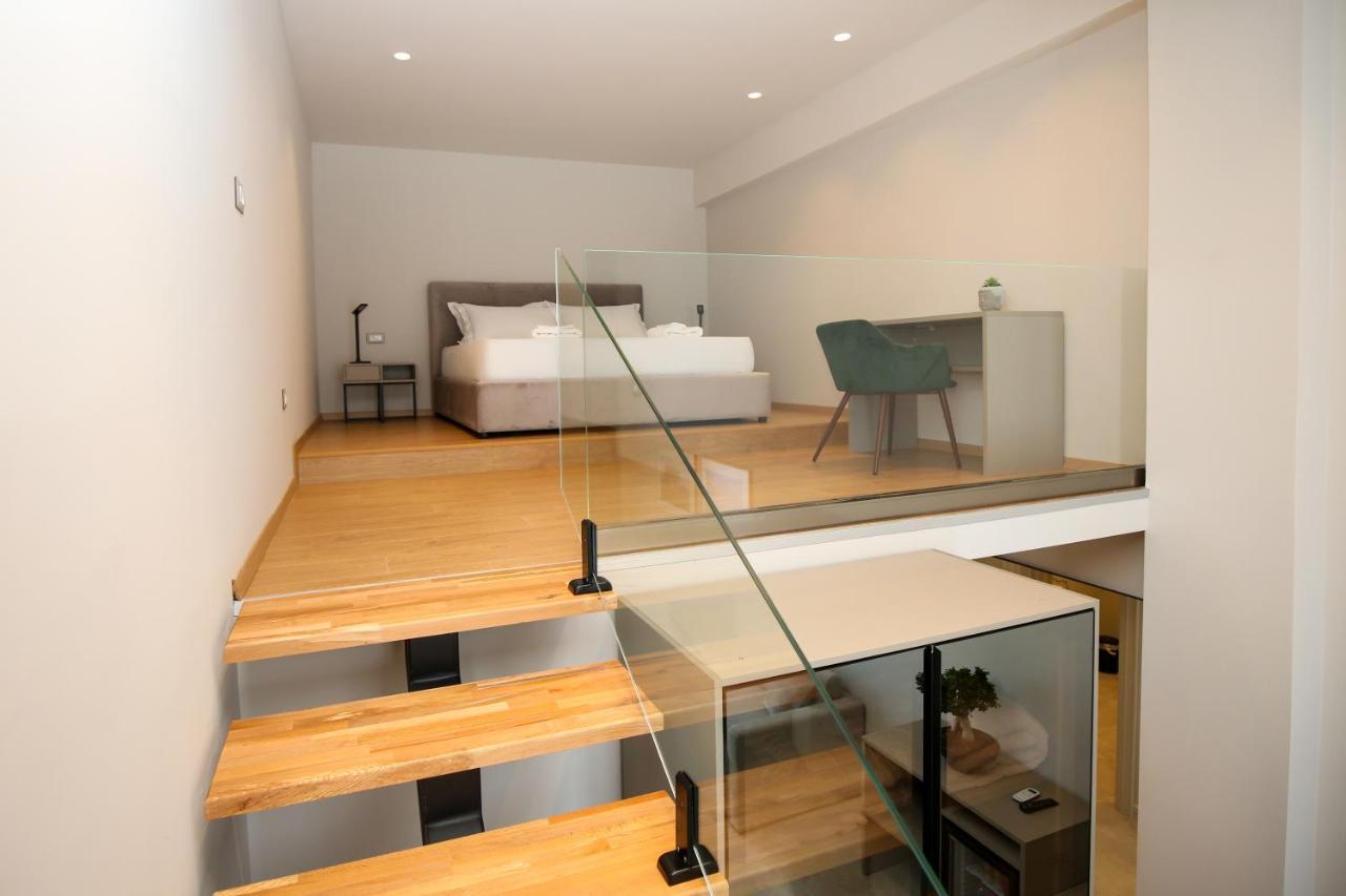 Toto Hotel & Apartments Radhimë 外观 照片