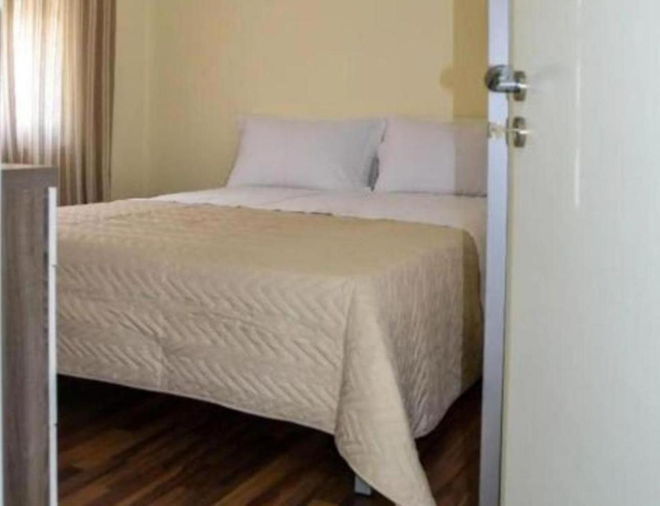 Toto Hotel & Apartments Radhimë 外观 照片